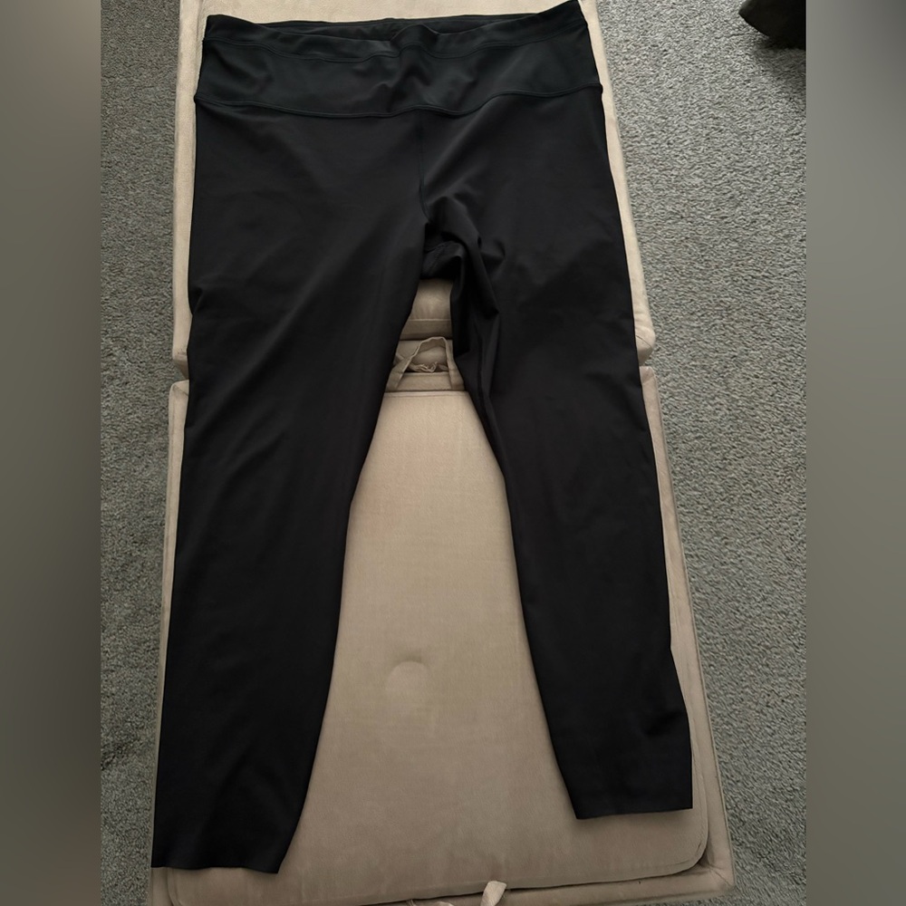 Athleta Accelerate 7/8 Legging